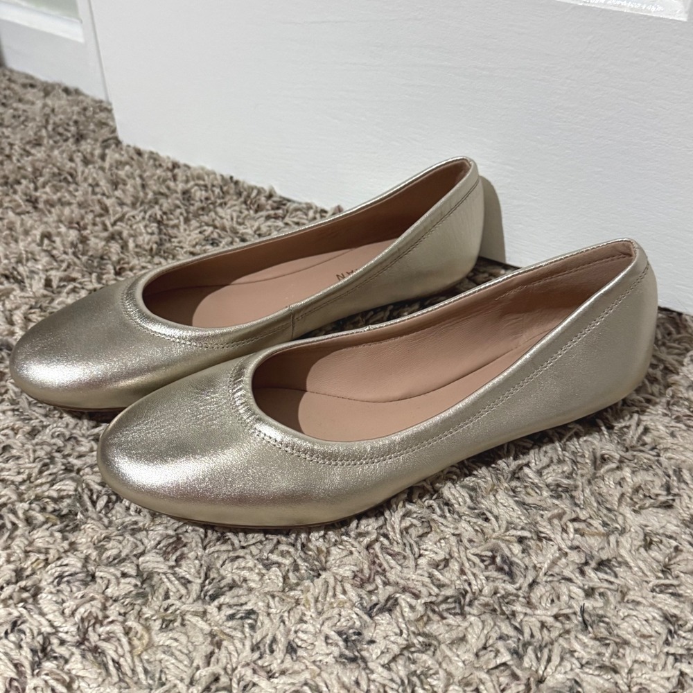 Cole Haan Womens W32582 Metallic Gold Leather Ballet Flats Size 7B Champagne